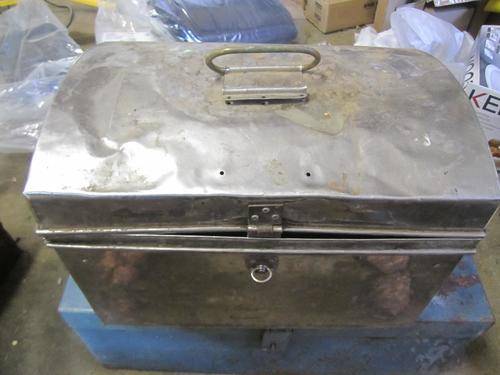 Awesome Collectable Metal Trunk filled with an assortment of tools!