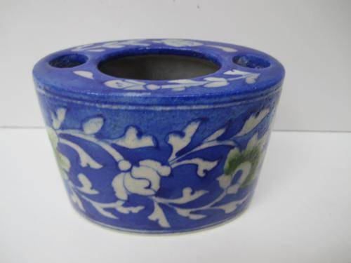 Lovely Blue and White Flowered Ceramic Toothbrush Holder!