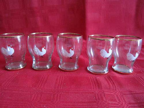 Set of 5 Stunning Rooster Shot Glasses!