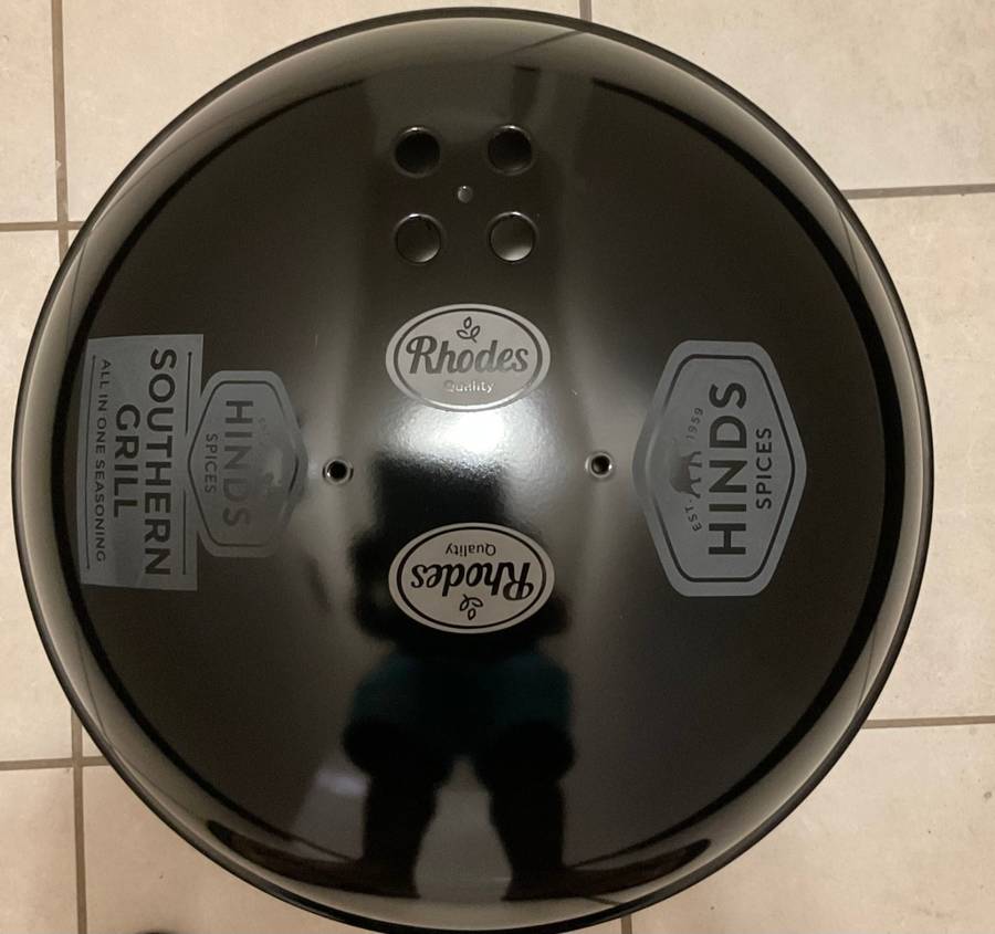 Weber 57CM Compact Kettle Braai (Hinds Spice Branded)