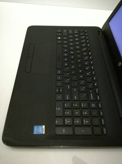 *9/10 Condition*GENERATION 5 i3*HP 250 G4 i3-5005U*4GB DDR3*500GB HDD*OFFICED 2016