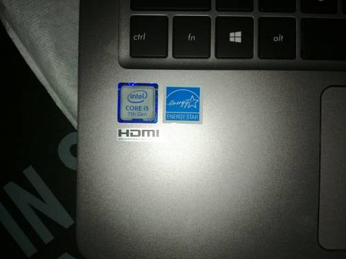 *ZENBOOK*BRAND NEW CONDITION*7th Generation*ASUS Zenbook UX330ua i5-7500*256GB SSD*4GB LPDDR3*