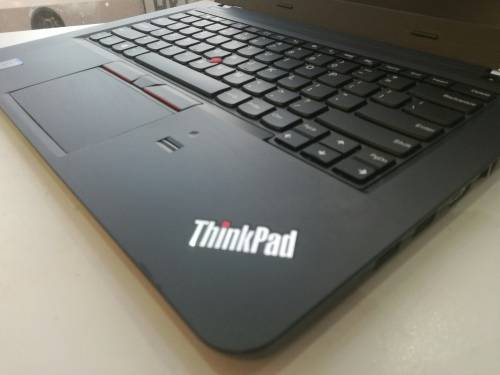 *BRAND NEW*LENOVO THINKPAD E460*i5-6200U*8GB RAM*500GB HDD*R15000RETAIL*HD DISPLAY*