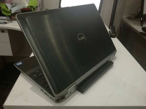 *Business Machine*DELL LATITUDE E6530*i7vPRO3540M*HD+1600X900*Nvidia Graphics*8GB RAM
