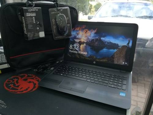 **STUDENT!!**PLUS NEW BAG, MOUSE AND HEADPHONES*THE NEW HP 250 G5*6TH GEN N3060*4GB RAM*500GB*