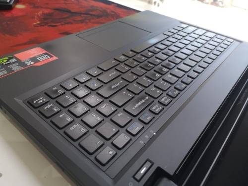 **MONSTROUS GAMING!!!**GIGABYTE P15*NVIDIA GTX*QUAD CORE*8GB RAM*IPS FHD**8GB*1000G/128GB SSD*