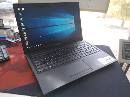 **MONSTROUS GAMING!!!**GIGABYTE P15*NVIDIA GTX*QUAD CORE*8GB RAM*IPS FHD**8GB*1000G/128GB SSD*