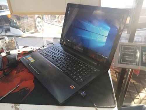 *AMD FX HIGH PERFORMANCE LAPTO*LENOVO Z50-75*AMD FX-7500*10 COMP CORES*RADEON R7*6GB RAM*1000GB HDD*