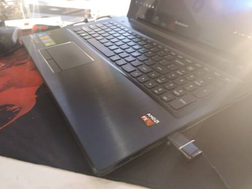 *AMD FX HIGH PERFORMANCE LAPTO*LENOVO Z50-75*AMD FX-7500*10 COMP CORES*RADEON R7*6GB RAM*1000GB HDD*