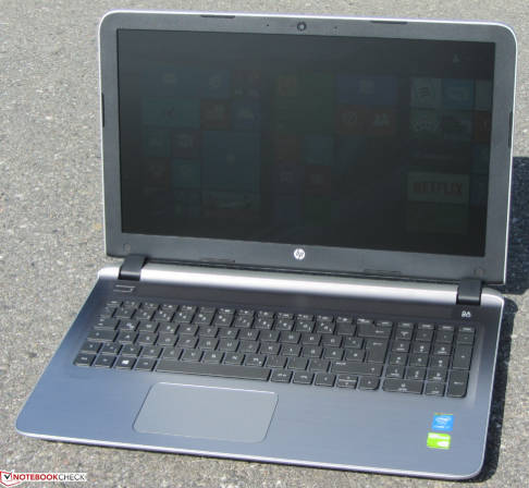 *Stylish*Monstrous Spec*HP PAVILION 15*i7-6500U*FHD*8GB*1000GB HDD*4GB INTEL 520*B&O SOUND*