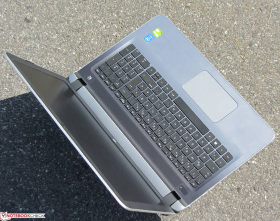 *Stylish*Monstrous Spec*HP PAVILION 15*i7-6500U*FHD*8GB*1000GB HDD*4GB INTEL 520*B&O SOUND*