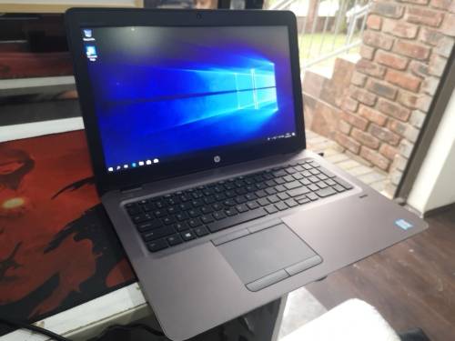 Excellent!**HP ZBOOK15G3*i5-6200u*8GB*1000GB*FHD*AMD FIREPRO*