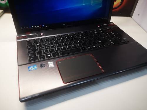 *ULTIMATE 3D GAMER!**TOSHIBA QOSMIO X870 i7*3D*FHD*BLURAY*2 x 1000GB HDD*16GB RAM*NVIDIA GTX