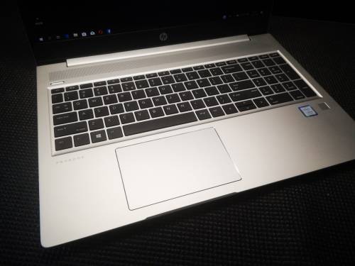 *8th GEN BEAUTY!*HP PROBOOK 450 G6*i5-8250*16GB DDR4*1000 HDD*FHD*WARRANTY*