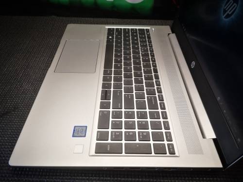 *8th GEN BEAUTY!*HP PROBOOK 450 G6*i5-8250*16GB DDR4*1000 HDD*FHD*WARRANTY*