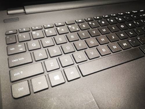 Solid performer**HP 255 G5*AMD E2-7110u*QUAD CORE*7th GEN*RADEON R2*8GB RAM*500GB HDD*DVD*