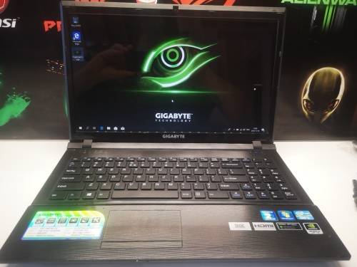 ***Monstrous GIGABYTE Q1542***8GB RAM*750GB HDD*i5-3230M*DVD*HD DISPLAY*NVIDIA 640M