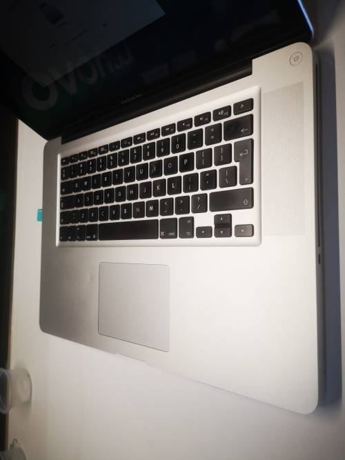 MONSTER MACBOOK!*APPLE MACBOOK PRO 15"*CORE i7*DVD*8GB RAM*480GB SSD*NVIDIA GT*
