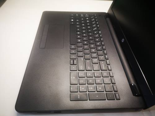 BRAND NEW&FACTORY SEALED*ACCELERATED 8th GEN*HP 15*AMD A4-9120*4 CORE*RADEON R3*4GB*500GB*WARRANTY*