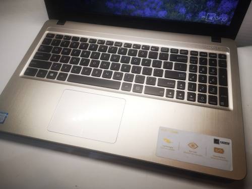 1ST BID!*Business Master!*8TH GEN i5*ASUS F540U*i5-8250u*LATEST 8TH GEN i5*1000GB*TRU2LIFE DISPLAY*