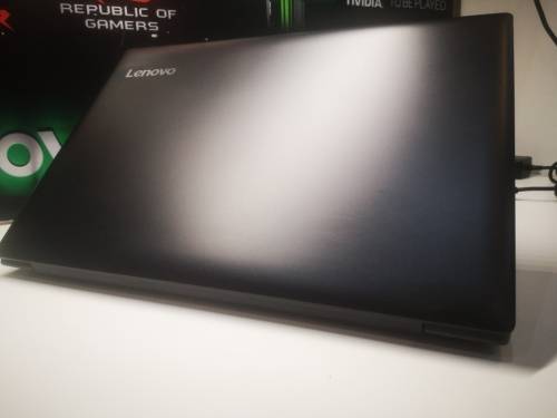High Spec*As New*8TH GEN*LENOVO IDEAPAD 330*i5-8250U*FULL HD*8GB DDR4*1000GB HDD*UHD 620 GRAPHICS*