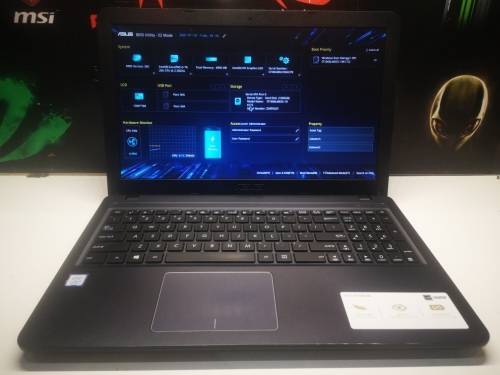 1ST BID TAKES!*STUNNING 7th GEN*ASUS A543U*i3-7020U*4GB*1000GB*HD 620 GRAPHICS*