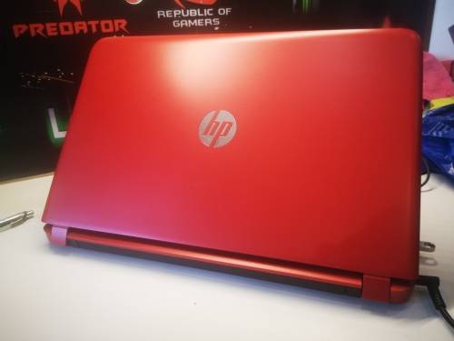 LIMITED EDITION*CAD/EDITING SPEC*HP PAVILION 15*i3-6100U*4GB RAM*1000GB HDD*RADEON R7*B&O PLAY*