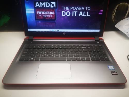 LIMITED EDITION*CAD/EDITING SPEC*HP PAVILION 15*i3-6100U*4GB RAM*1000GB HDD*RADEON R7*B&O PLAY*