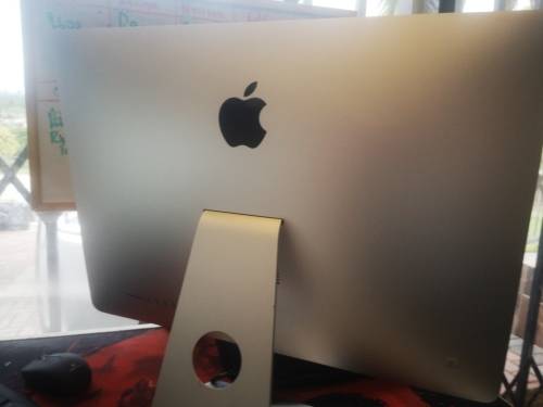 PLEASE READ-APPLE IMAC MID 2017-215`-8GB RAM-1000GB FUSIONi5-7400