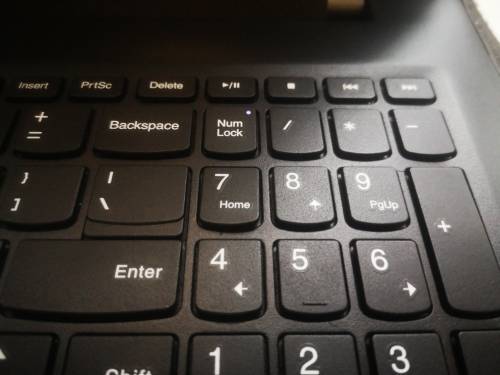 LATE ENTRY!*HIGH SPEC!**7TH GENERATION i5*LENOVO V510 i5-7200u*12GB RAM*500gb HDD