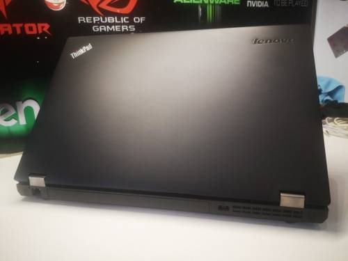 DESIGN/ENGINEERING*LENOVO THINKPAD T540P*I5-4300M*8GB*500GB*HD*DVD*WINDOWS 10 PRO*
