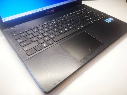 ICE COOL TECH*ASUS PRO X551C*i3-3217U*4GB DDR3*500GB HDD*SONICMASTER*INSTANT ON*