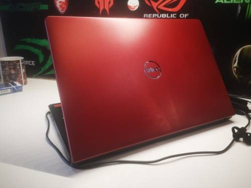 Graphic design/Engineering/Gaming*DELL INSPIRON 5559*i7-6500U*RADEON 4GB*8GB*1000GB*HD