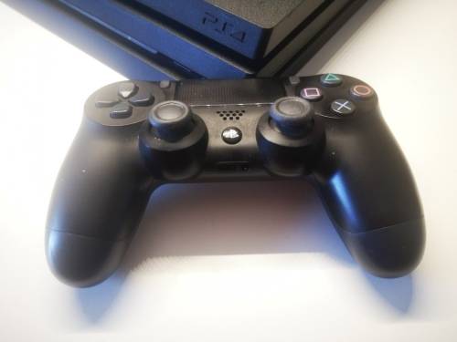 *BEAST!*PS4 PRO*1000GB HDD*ORIGINAL CONTROLLER*