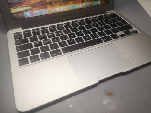 *APPLE MACBOOK AIR*2012*4GB*128GB SSD*HD4000*BACKLIT KEYBOARD