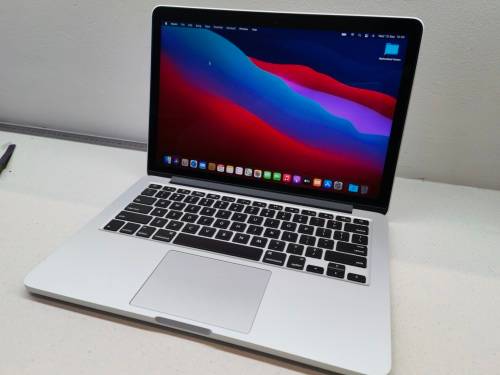 Late entry!*VERY HIGH SPEC!*APPLE MACBOOK PRO `RETINA` DISPLAY2560X1600*core i5*128GB SSD*8GB*