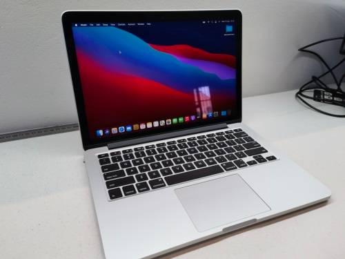 Late entry!*VERY HIGH SPEC!*APPLE MACBOOK PRO `RETINA` DISPLAY2560X1600*core i5*128GB SSD*8GB*
