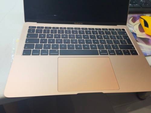 Please Read*MACBOOK AIR 2018*i5-8210Y*8GB RAM*128GB SSD*RETINA*UHD 617 GRAPHICS*FACETIME WEBCAM*