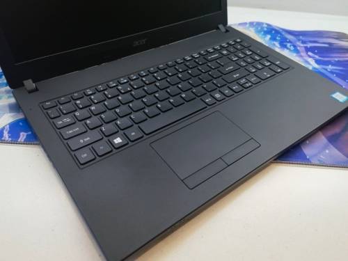 AS NEW!*ELITE ACER RANGE*VERY FAST!*ACER TRAVELMATE 2510*i7-8550U*8GB DDR4*256GB SSD*QUAD CORE