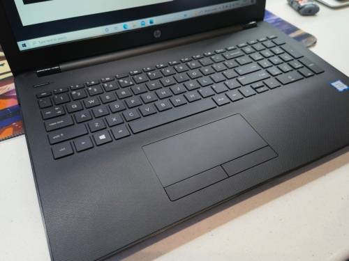 HIGH SPEC Business Laptop-HP 15*i5-7200U*8GB DDR4*500GB HDD*HD620 GRAPHICS