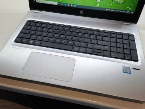 Engineering/Graphic Design/Gaming*HP PROBOOK 450 G4*I7-7500u*8GB*256GB SSD*1000GB HDD*NVIDIA 930MX*