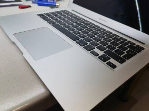 2017!*INCREDIBLE!!*ULTIMATE 2017 APPLE MACBOOK AIR i5*128GB SSD*4GB RAM*HD 6000 GRAPHICS