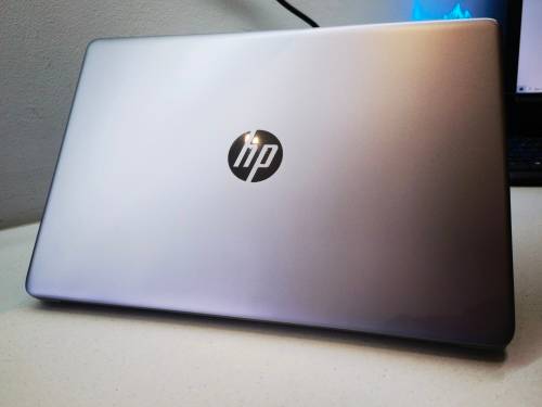 AS BRAND NEW*9.5/10 CONDITION-HP 250 G8-N4020-9TH GEN*4GB DDR4*500GB HDD*WARRANTY