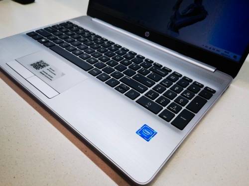 AS BRAND NEW*9.5/10 CONDITION-HP 250 G8-N4020-9TH GEN*4GB DDR4*500GB HDD*WARRANTY