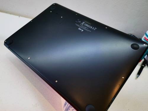 FAST, EXCELLENT CONDITION**ZED AIR PLUS*15.6` HD*7TH GEN N3350*4GB RAM*128SSD X 2*