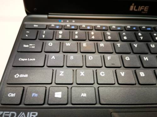 FAST, EXCELLENT CONDITION**ZED AIR PLUS*15.6` HD*7TH GEN N3350*4GB RAM*128SSD X 2*