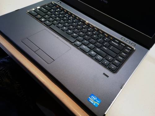 *HIGH SPEC i5!*DELL VOSTRO 3560*i5-3210m*6GB RAM*1000GB HDD*DVD*HD DISPLAY*BACKLIT KEYBOARD