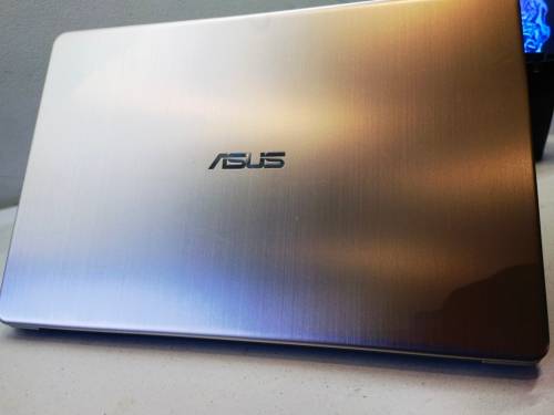 HIGH SPEC*ASUS S510UA*i3-7100u*HD*1000GB HDD*8GB RAM*HD 620 GRAPHICS