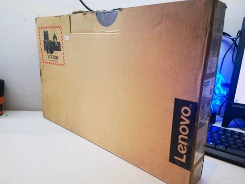 1ST BID TAKES!*BRAND NEW,BOXED*STUNNING 8th GEN*LENOVO 330*N4000*4GB*500GB*