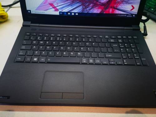 VERY FAST!*Performance Engineered*TOSHIBA TECRA C50*i5-BLACK-4210U*8GB*256GB SSD*HD*DVD